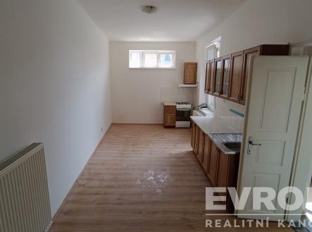 . | Pronájem bytu, 1+1, 41 m²