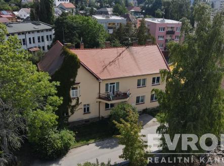 pohled od Z | Prodej - dům/vila, 344 m²