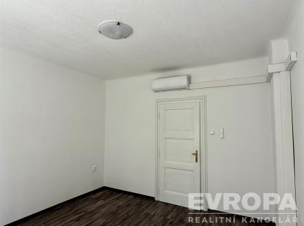 . | Pronájem bytu, 2+1, 65 m²