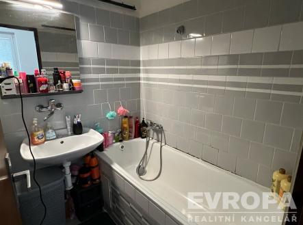 . | Pronájem bytu, 3+1, 75 m²