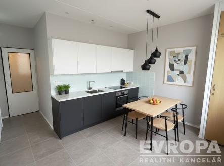 . | Prodej bytu, 5+1, 90 m²