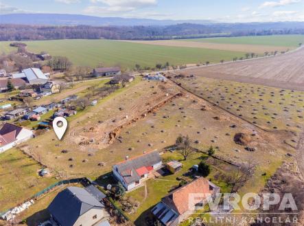 . | Prodej - pozemek pro bydlení, 758 m²