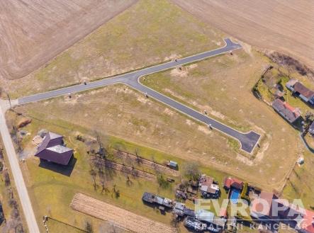 . | Prodej - pozemek pro bydlení, 758 m²