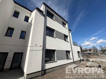 . | Pronájem bytu, 2+kk, 50 m²