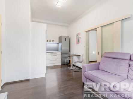 pokoj s kuch. koutem | Prodej bytu, 2+kk, 47 m²