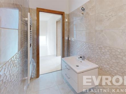 . | Prodej bytu, 3+kk, 88 m²