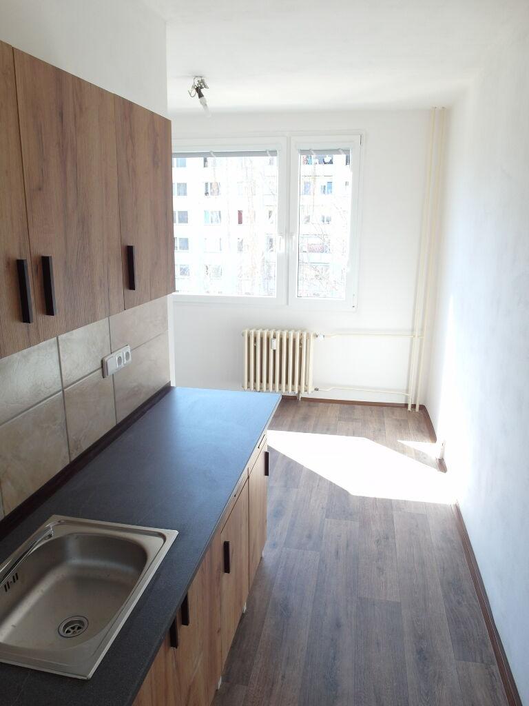 Pronájem, byt, 1+1, 42 m2, 6.podlaží, OV, Jindřicha Plachty, Ústí nad Labem