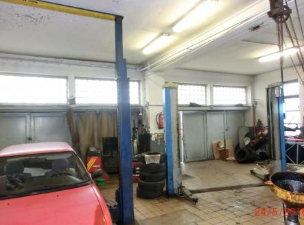 Pronájem - výrobní prostor, 100 m²