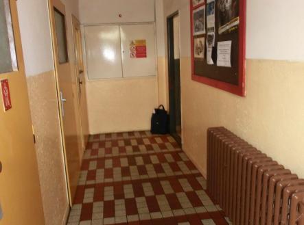 Pronájem - výrobní prostor, 100 m²