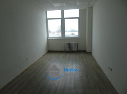 2 | Pronájem - kanceláře, 19 m²