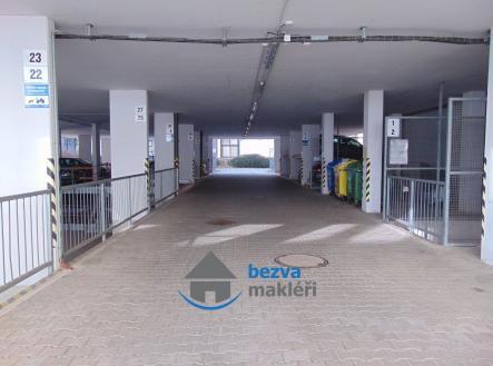 3 | Pronájem - malý objekt/garáž