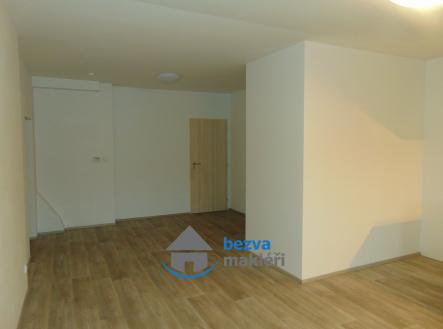 4 | Pronájem bytu, 2+kk, 69 m²