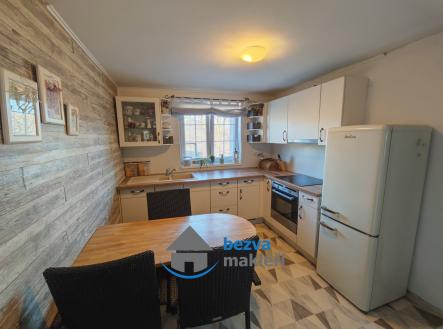 2 | Prodej - dům/vila, 195 m²