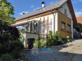 Prodej - dům/vila, 195 m²