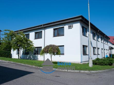 4 | Pronájem - komerční objekt, sklad, 27 m²