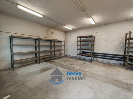 2 | Pronájem - komerční objekt, sklad, 63 m²