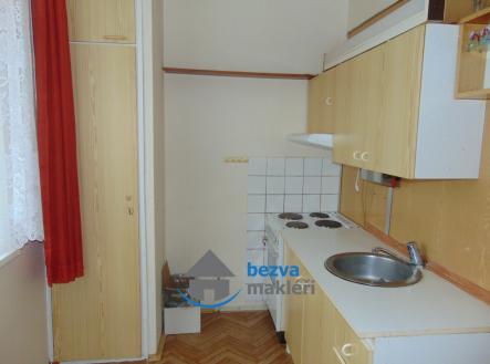 3 | Pronájem bytu, 1+1, 32 m²