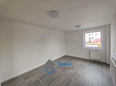 4 | Pronájem bytu, 1+kk, 49 m²