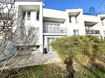 05020f0e-bffe-44e1-b582-14c0702f49dd.jpeg | Prodej - dům/vila, 194 m²