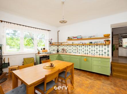 kuchyn-2.jpg | Prodej - dům/vila, 150 m²