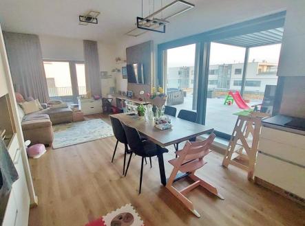 whatsapp-image-2026-03-24-at-18.02.29.jpeg | Pronájem bytu, 2+kk, 119 m²