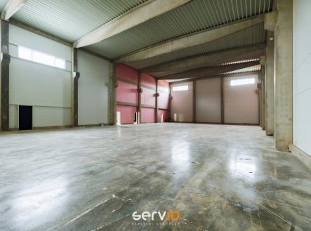 interier-2.jpg | Pronájem - skladovací prostor, 1 395 m²