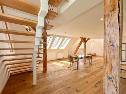 Pronájem bytu, 3+kk, 103 m² obrázek