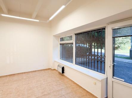 IMG_5232.jpg | Pronájem - obchodní prostor, 25 m²