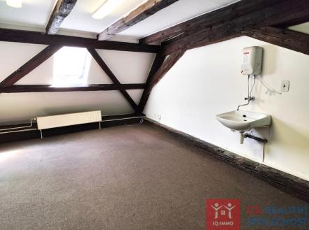 obrazek-whatsapp-2025-06-23-v-10.59.37-6d53a784.jpg | Pronájem - obchodní prostor, 32 m²