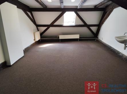 obrazek-whatsapp-2025-06-23-v-10.59.37-47de652f.jpg | Pronájem - obchodní prostor, 32 m²