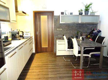Prodej bytu, 2+1, 87 m²