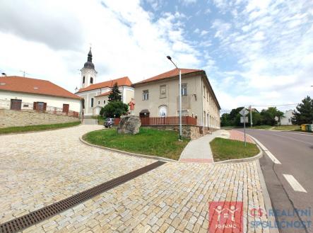 2.jpg | Pronájem - obchodní prostor, 796 m²