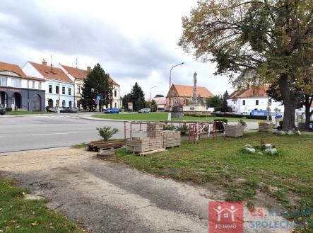 obrazek-whatsapp-2025-10-01-v-11.53.03-d3e99a5f.jpg | Prodej - pozemek pro bydlení, 815 m²