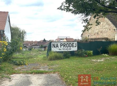 obrazek-whatsapp-2025-10-01-v-11.54.19-b74fc7cd.jpg | Prodej - pozemek pro bydlení, 815 m²