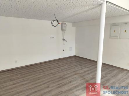 c.jpeg | Pronájem - obchodní prostor, 28 m²