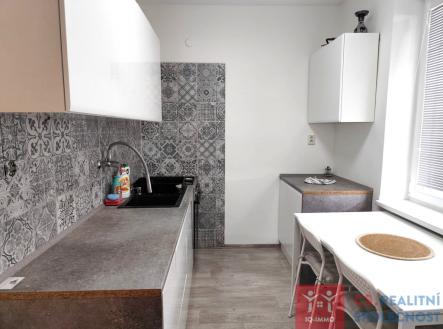 whatsapp-image-2026-04-17-at-15.03.26y.jpeg | Pronájem bytu, 3+1, 71 m²