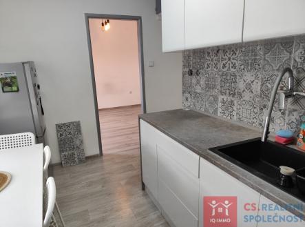 whatsapp-image-2026-04-17-at-15.03.25e.jpeg | Pronájem bytu, 3+1, 71 m²