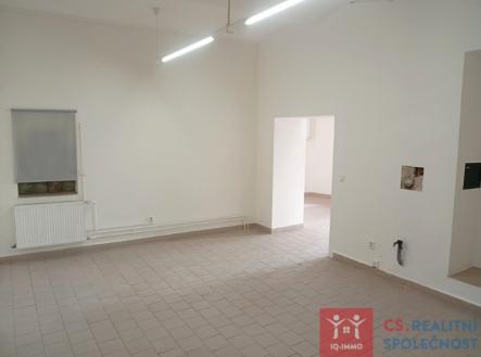 whatsapp-image-2026-05-07-at-11.16.12u.jpeg | Pronájem - obchodní prostor, 46 m²