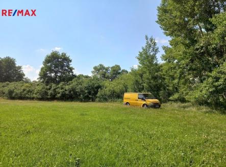 krtetic-od-louky.jpg | Prodej - pozemek, ostatní, 4 517 m²