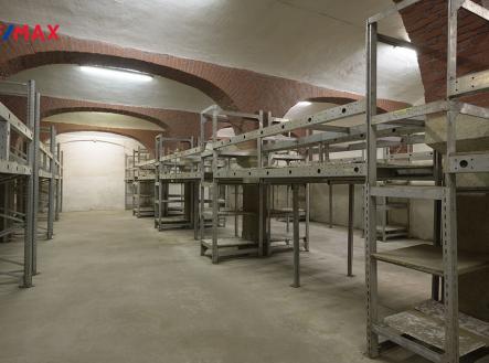 Prodej - skladovací prostor, 450 m² obrázek