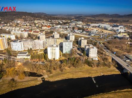 Pronájem bytu, 1+kk, 38 m² obrázek