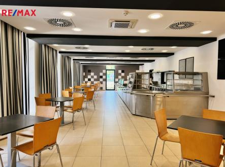 5ae1f770-bc09-466f-8f81-430824cecb55.jpeg | Pronájem - restaurace, 362 m²