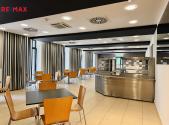 Pronájem - restaurace, 362 m²
