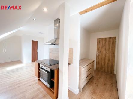 Pronájem bytu, 2+kk, 40 m² obrázek