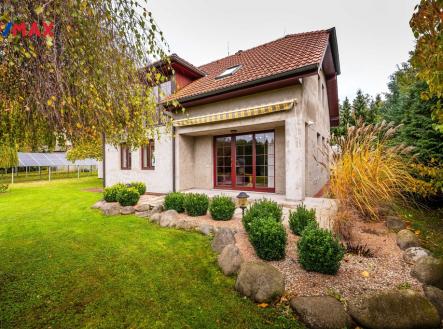 Prodej - dům/vila, 185 m²