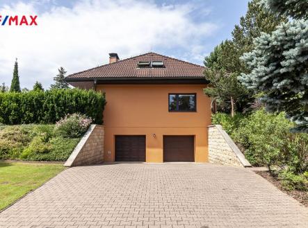 Dům | Prodej - dům/vila, 470 m²