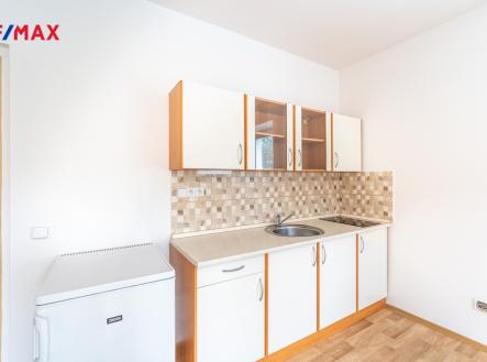 foto-44.jpg | Pronájem bytu, 1+kk, 30 m²