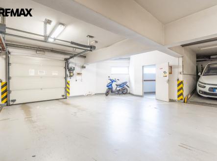 foto-5.jpg | Prodej - malý objekt/garáž