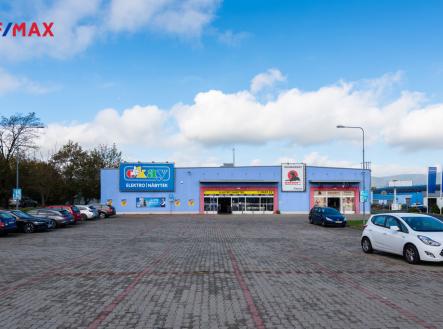 st-13-of-28.jpg | Pronájem - obchodní prostor, 1 210 m²