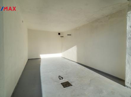 foto-2.jpg | Prodej - malý objekt/garáž